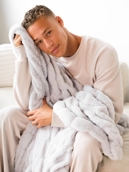 CloudHug Blanket