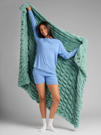 CloudHug Blanket
